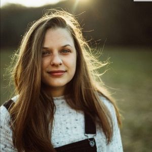 Meet your Posher, Charity